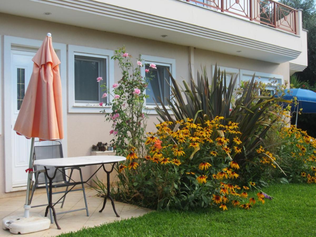 Villa Verde Apart-Hotel Nea Makri Exterior photo